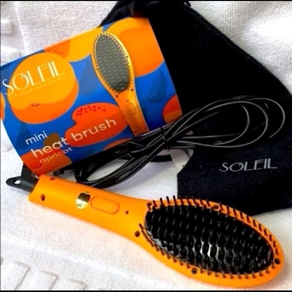 SOLEIL HAIR TOOLS Mini Heat Brush with velvet Pouch - Picture 4 of 4